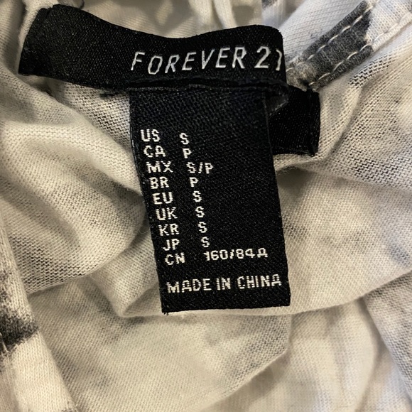 Black and Grey Fray Top - Picture 4 of 4